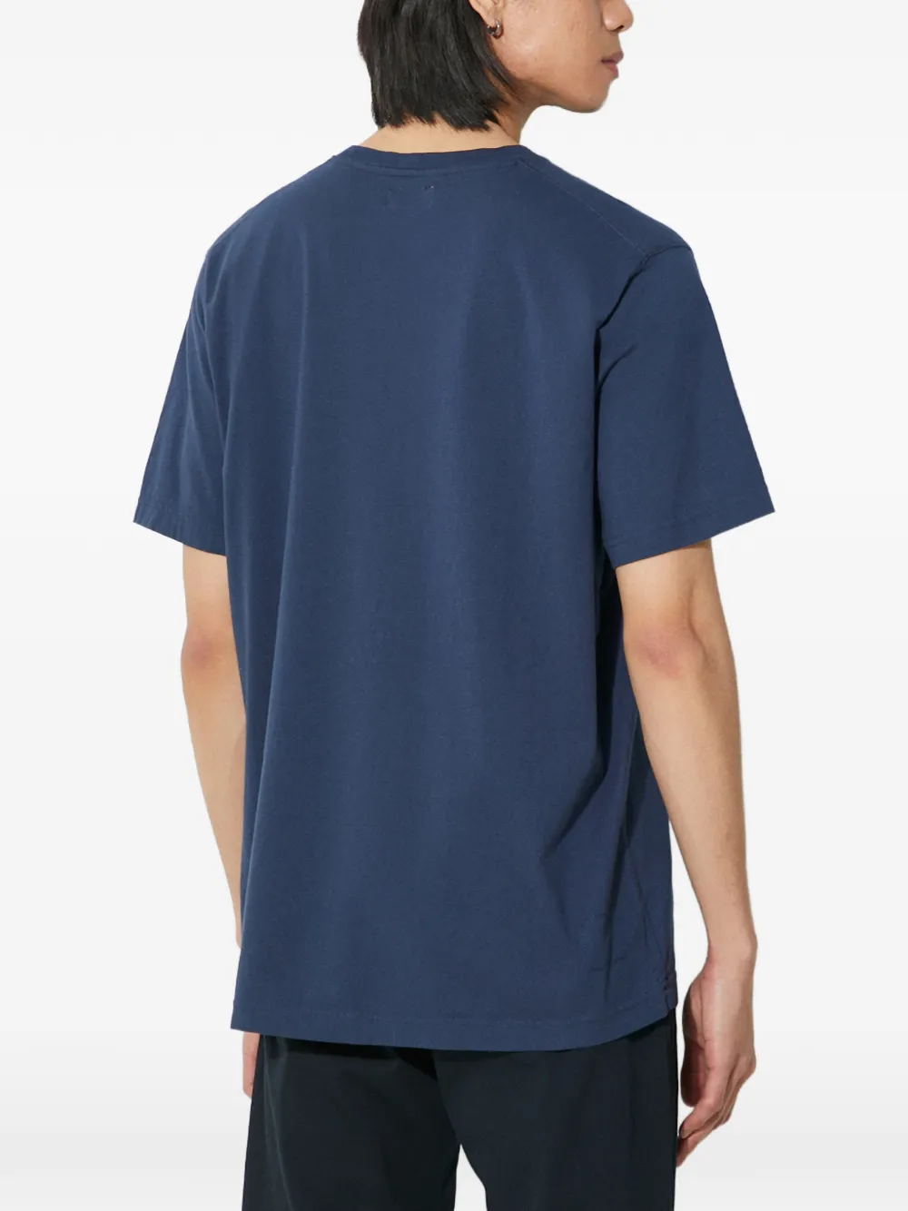 Universal Works T-shirt met borstzak Blauw