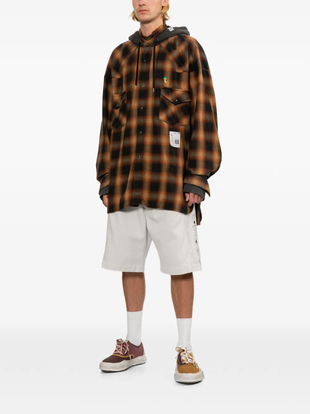 Maison MIHARA YASUHIRO Geruit overhemd Bruin