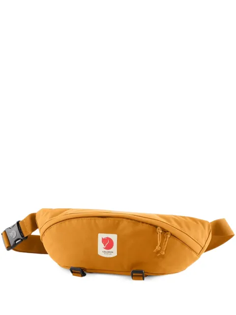 FJALL RAVEN cangurera mediana con parche del logo