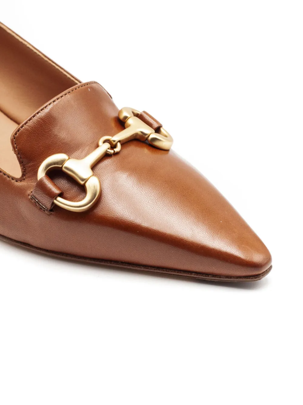 mara bini Horsebit pumps Bruin