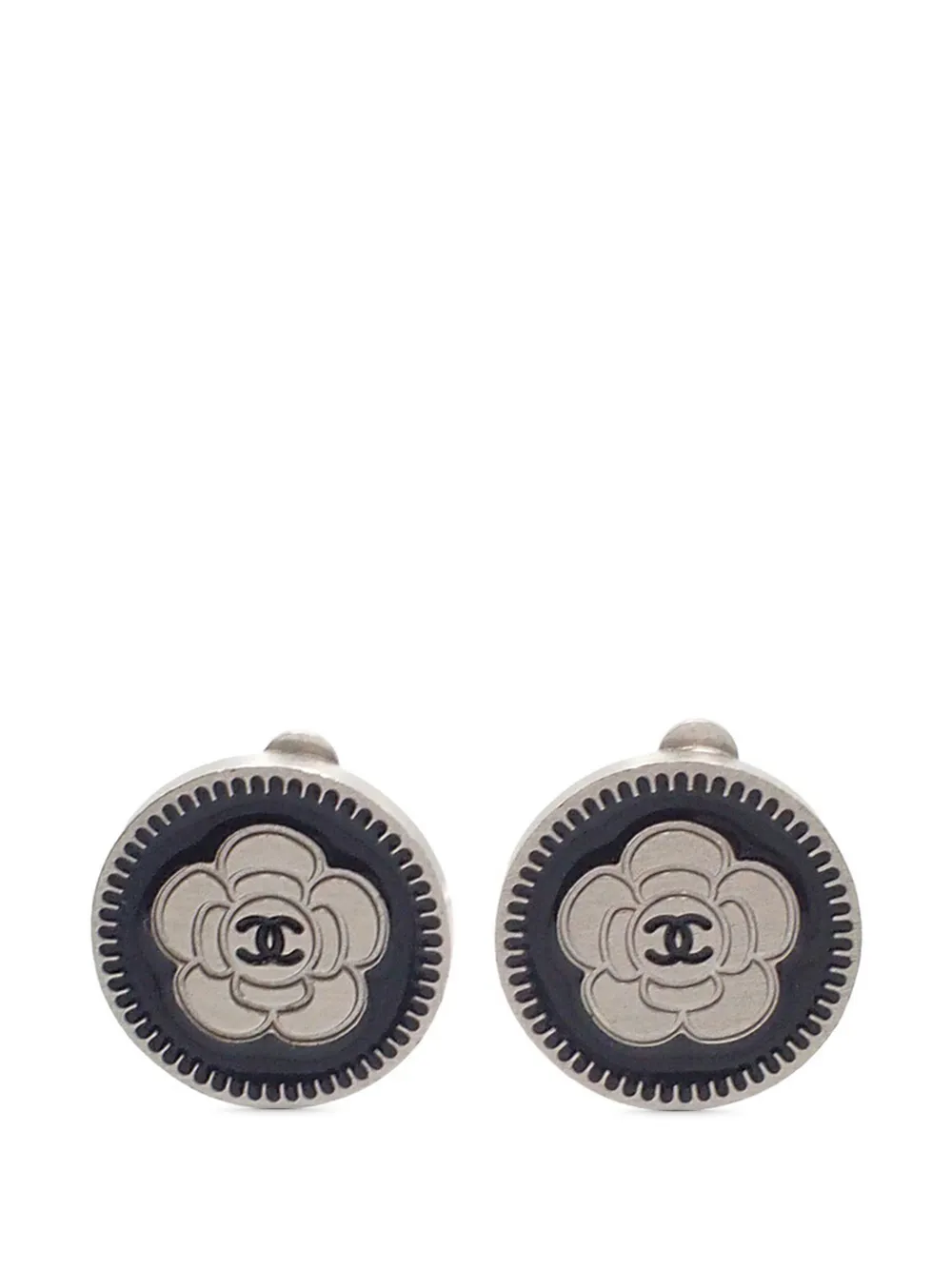 CHANEL Pre-Owned 2006 CC Silver Plated Enamel Camellia Clip On Earrings costume earrings - Nero