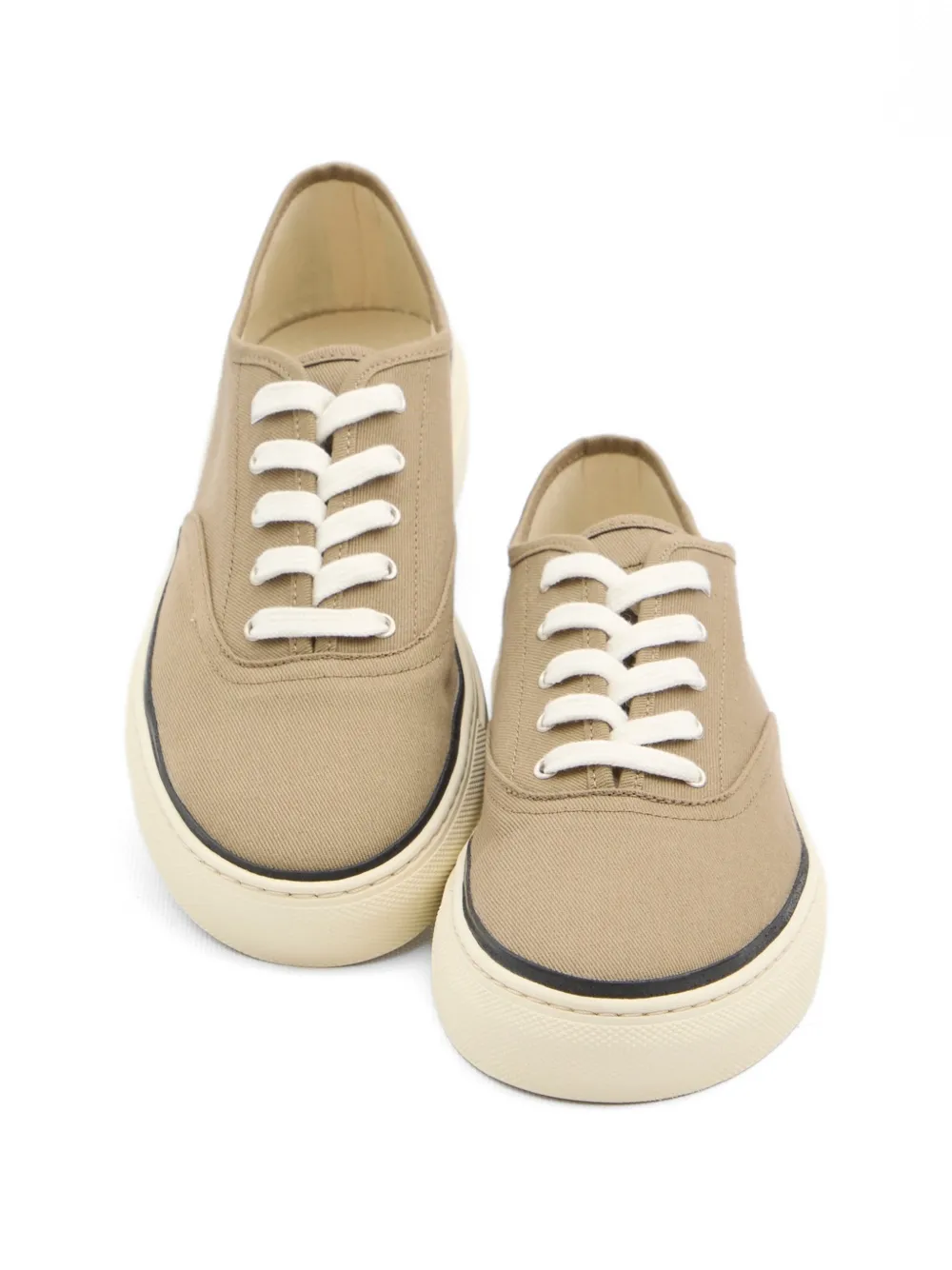 Jacquemus Sneakers met geborduurd logo Beige