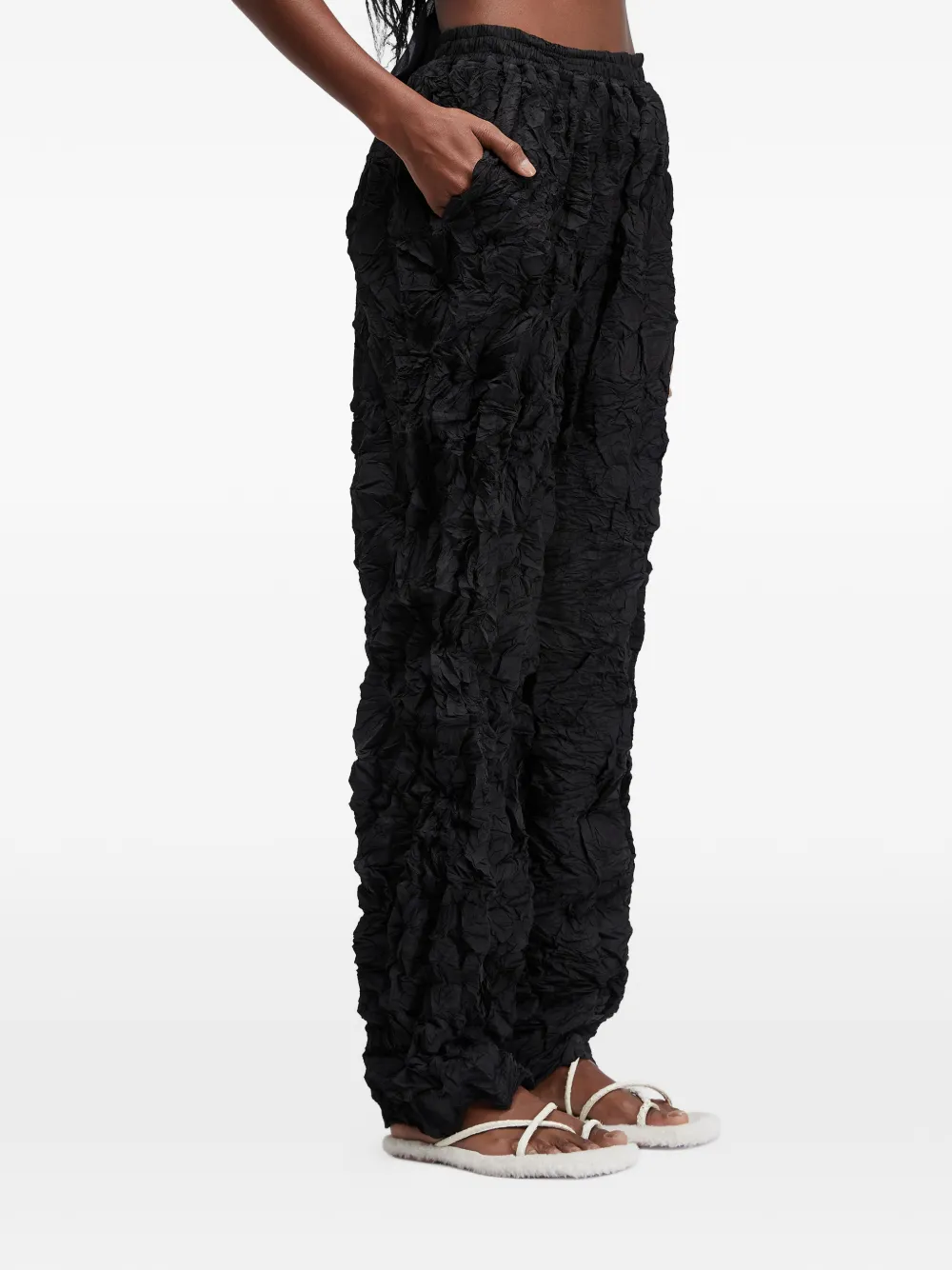  Osklen Plissé Texture Trousers - Black 