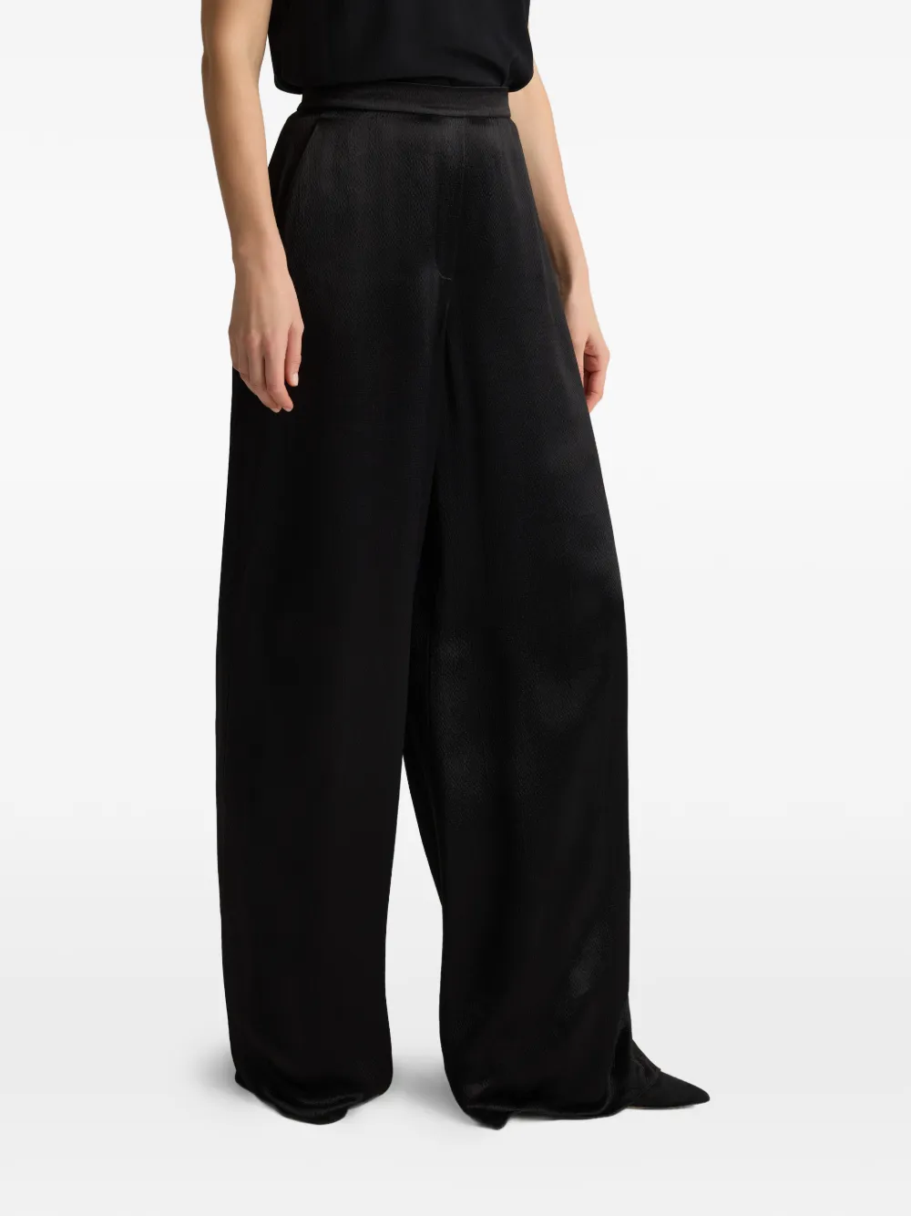 St. John Satijnen broek met zak Zwart