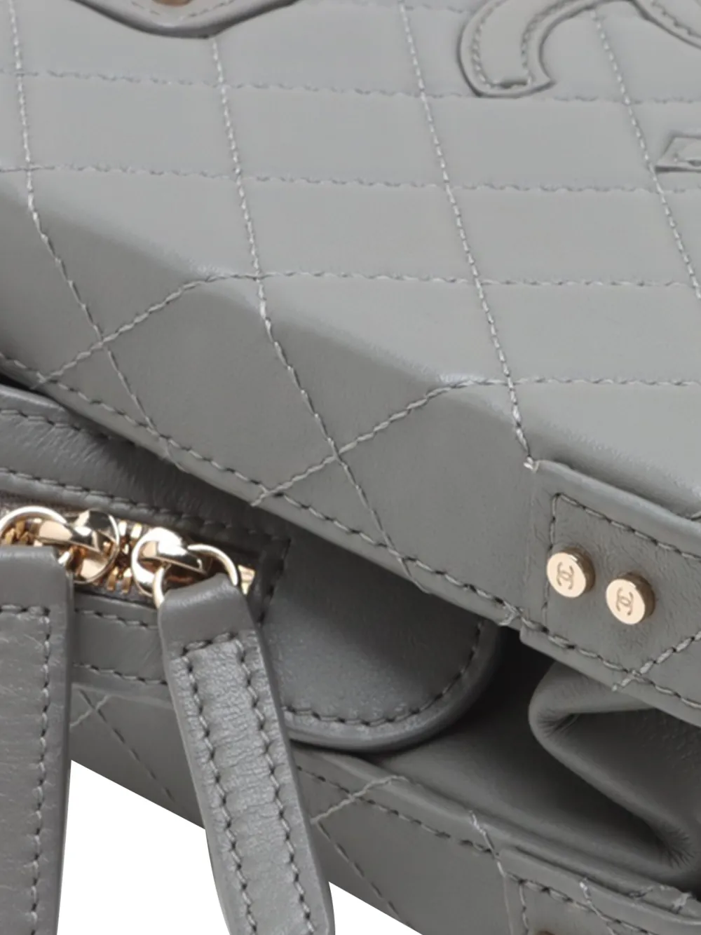  Chanel Pre-owned 2021-2025 Small Cc Quilted Calfskin Top Handle Convertible Vanity Case Satchel - Grey 