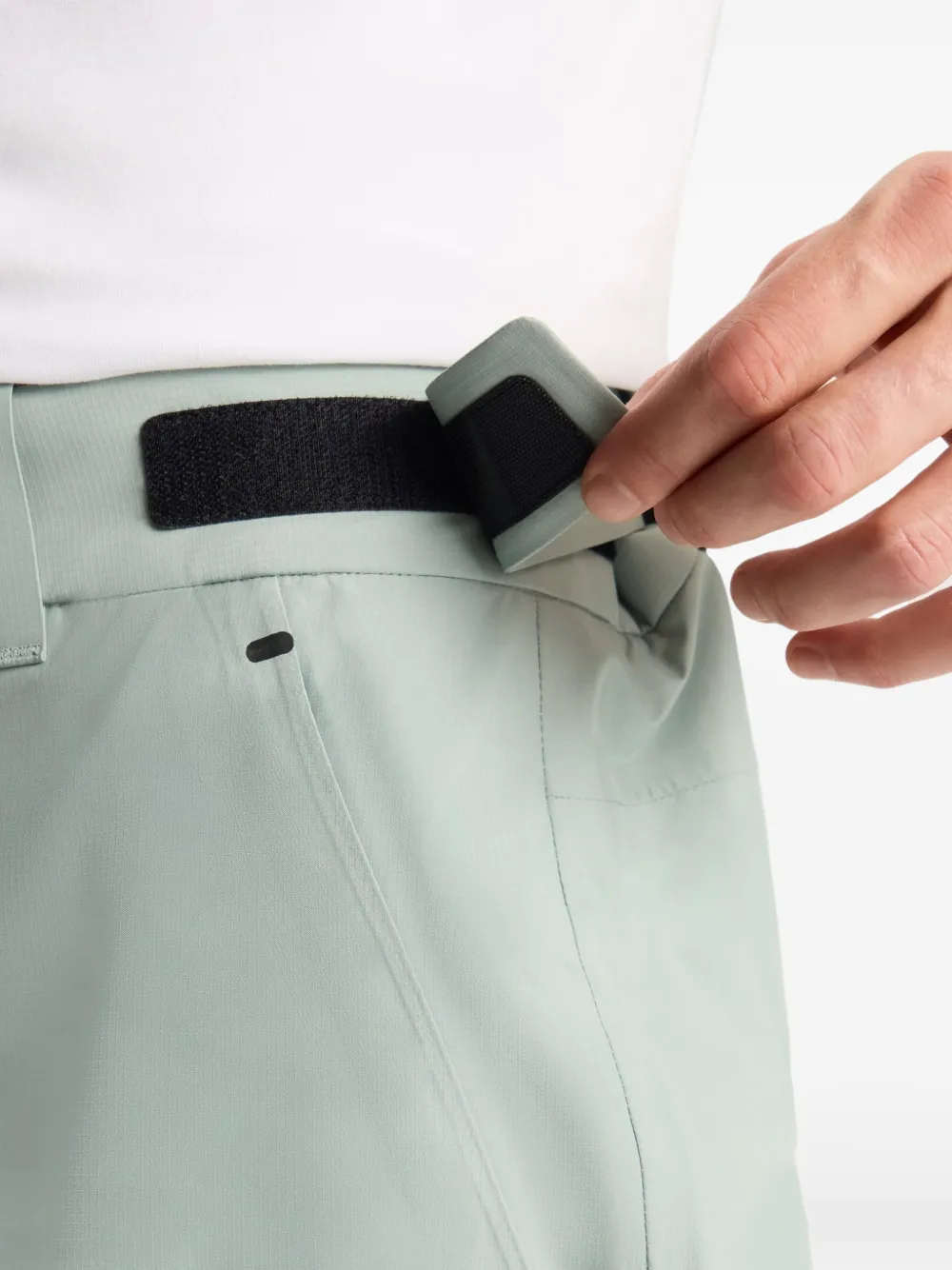 Alparo Zip Pockets-Details Trousers