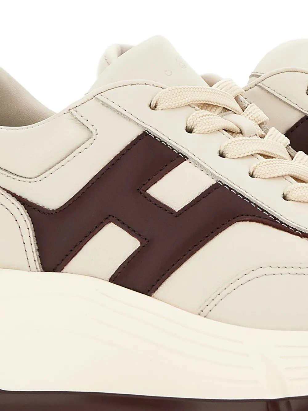Hogan Sneakers met plateauzool en applicatie Beige
