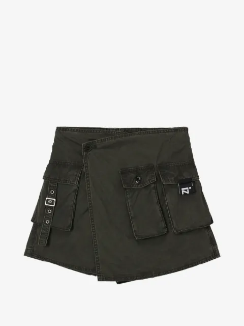 izzue shorts cargo con bolsillos