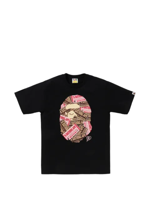 A BATHING APE® playera estampada