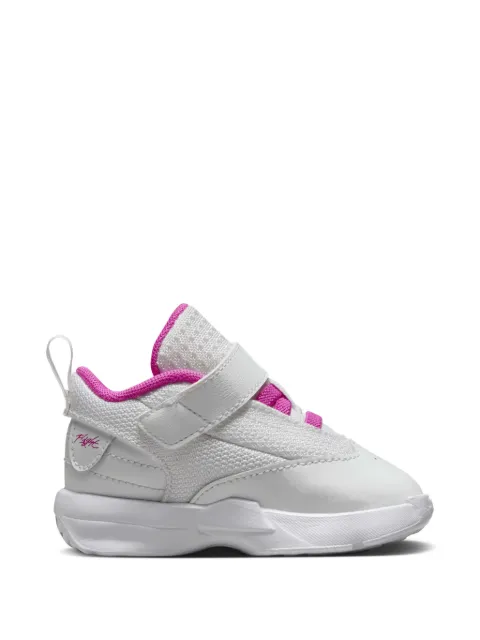 Jordan baskets Max Aura 6