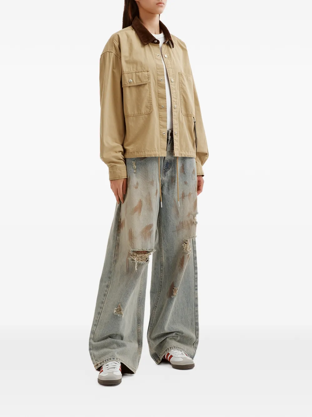 izzue Shirtjack met ribfluwelen kraag Beige