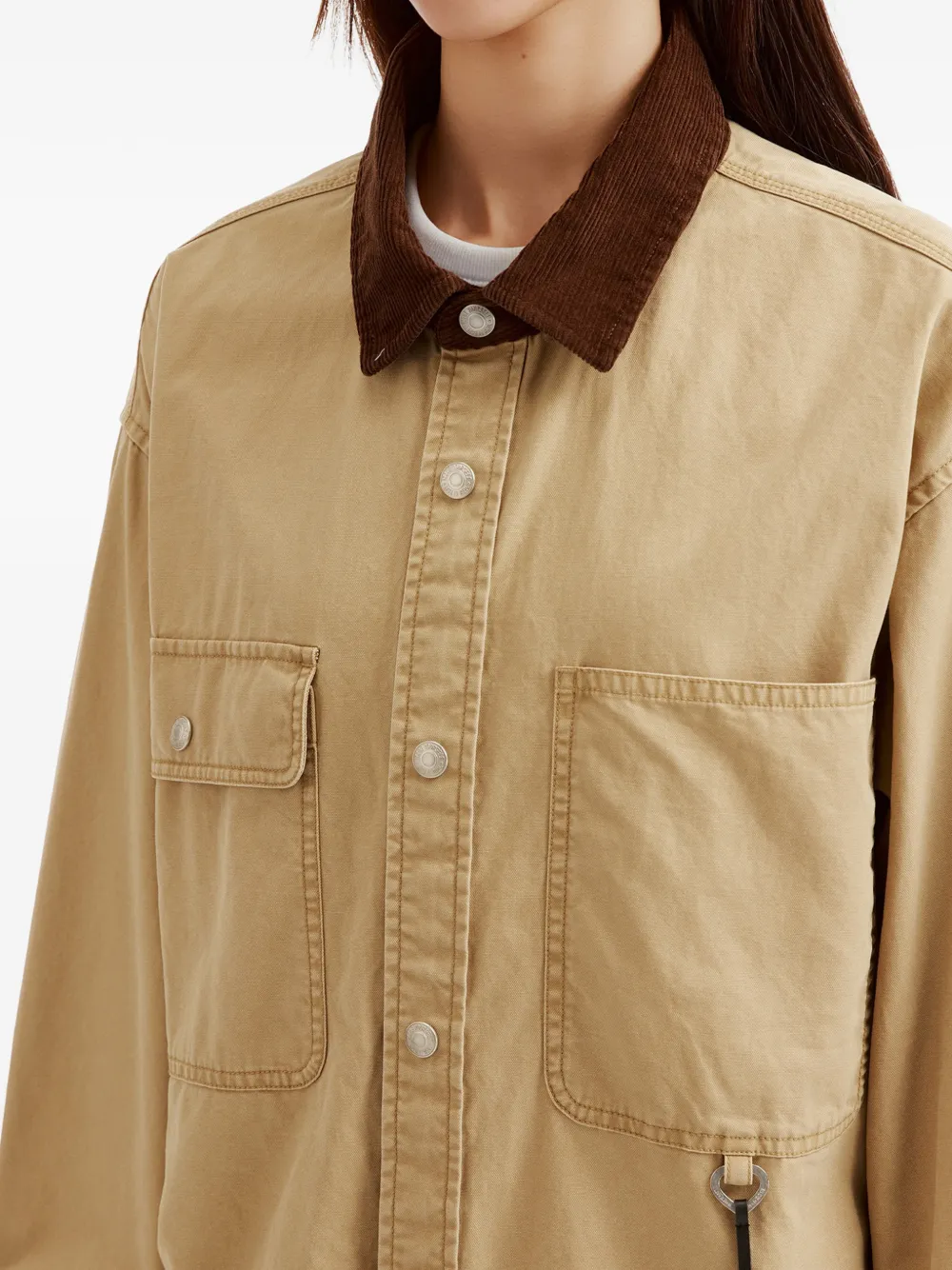izzue Shirtjack met ribfluwelen kraag Beige