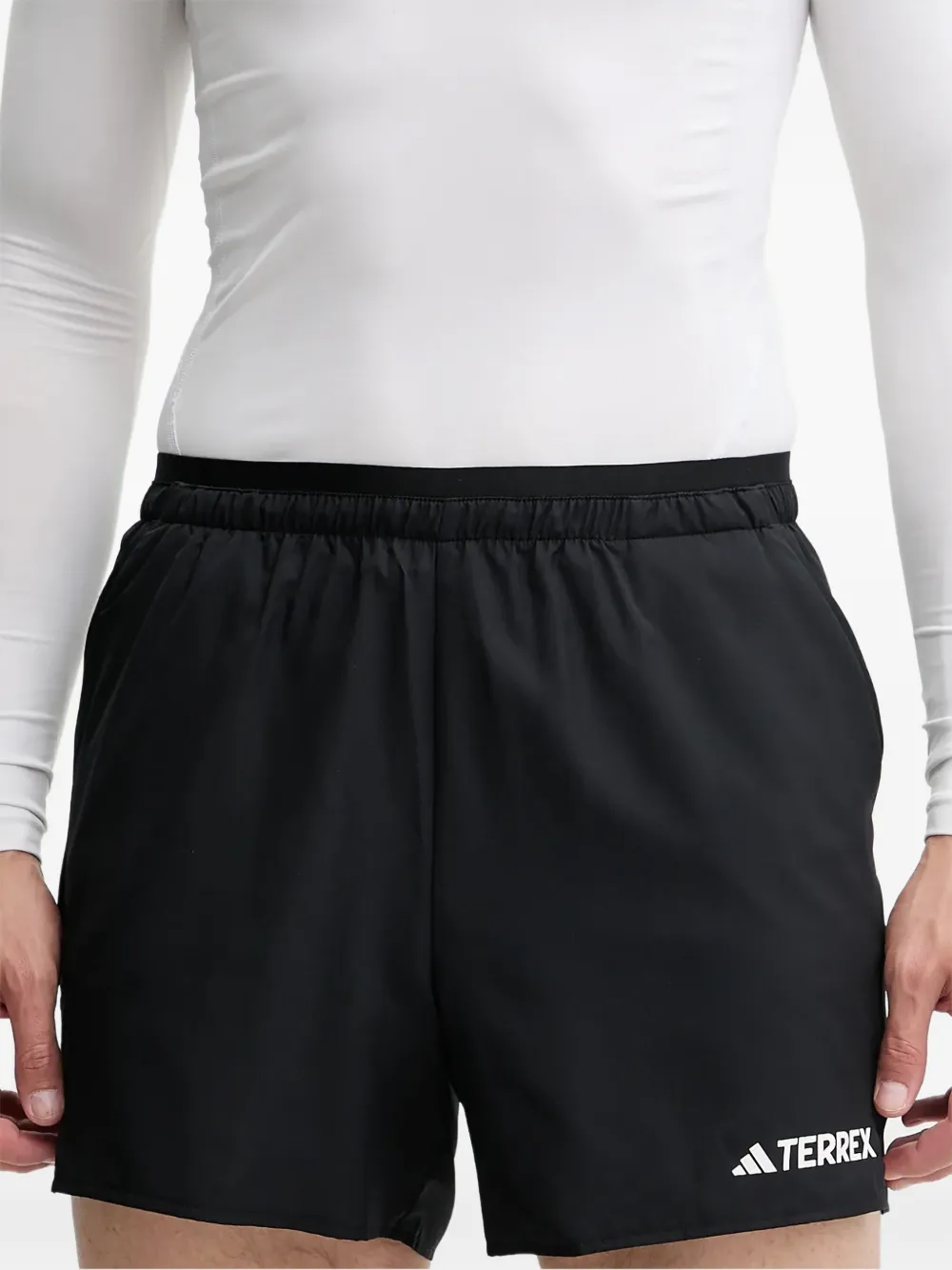 adidas Elastische trainingsshorts Zwart