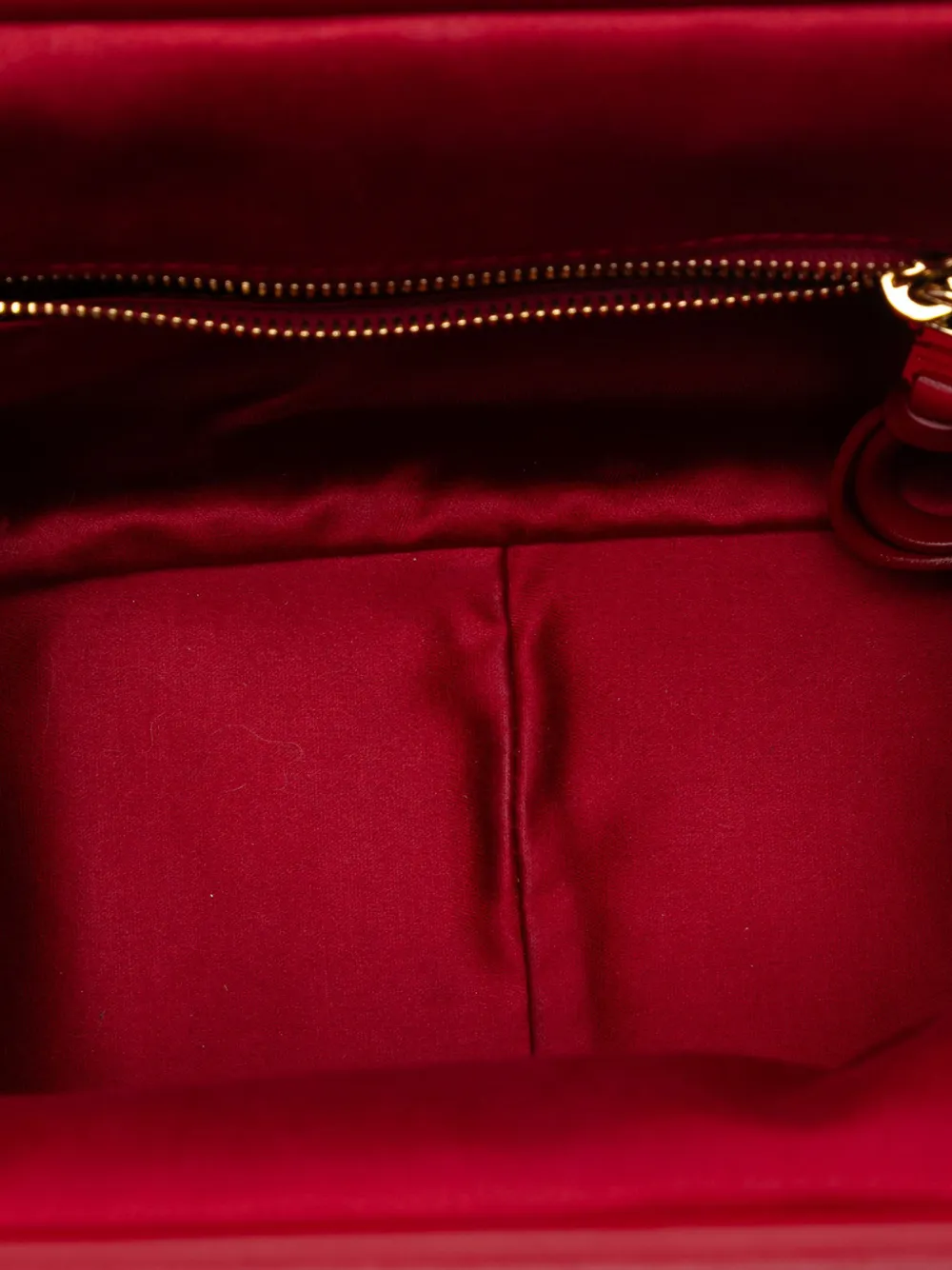 2010-2026 Pleated Nappa Soft Frame Clutch With Chain Crossbody Bag