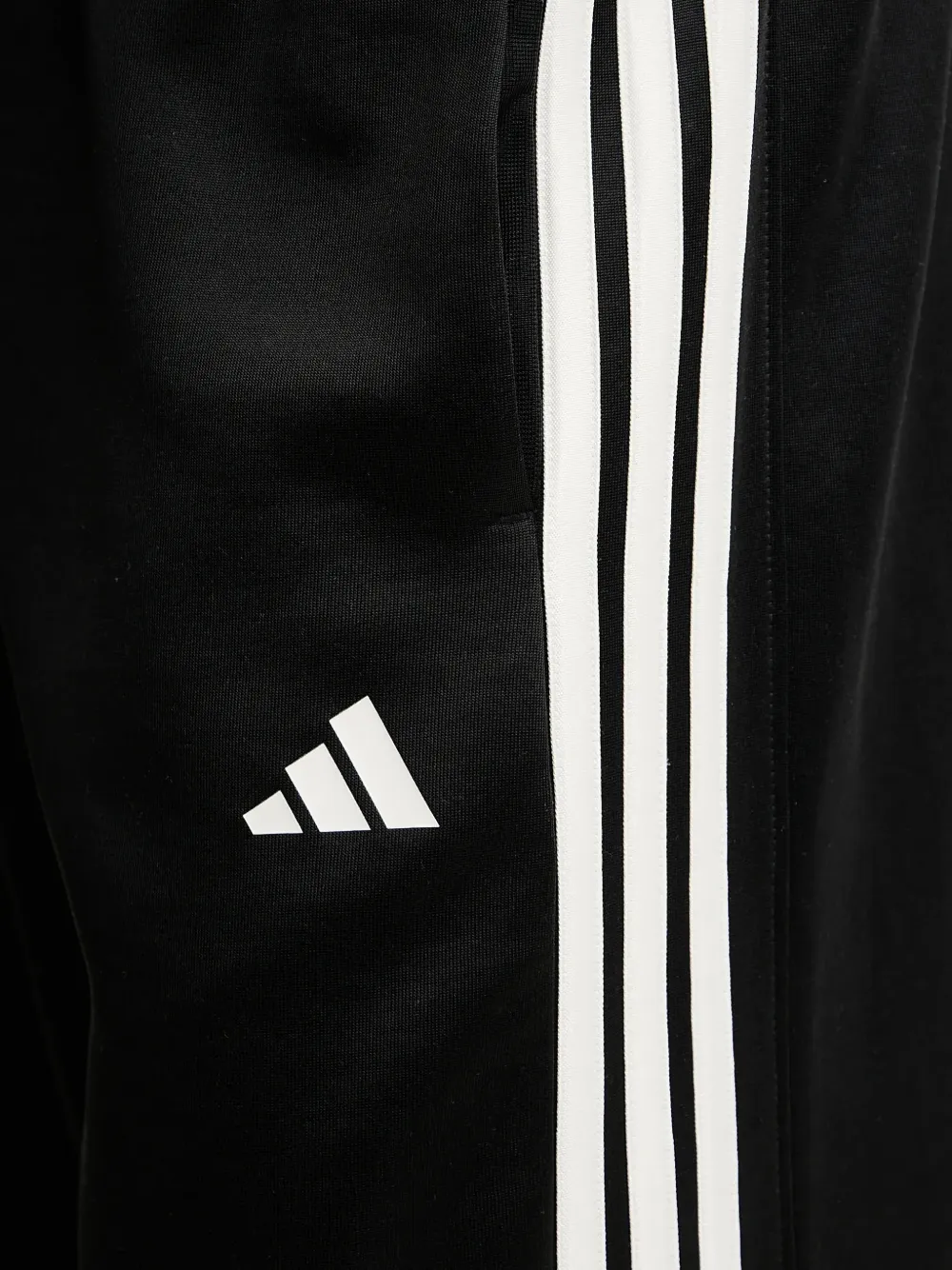 adidas Stadium side-stripe track pants Zwart