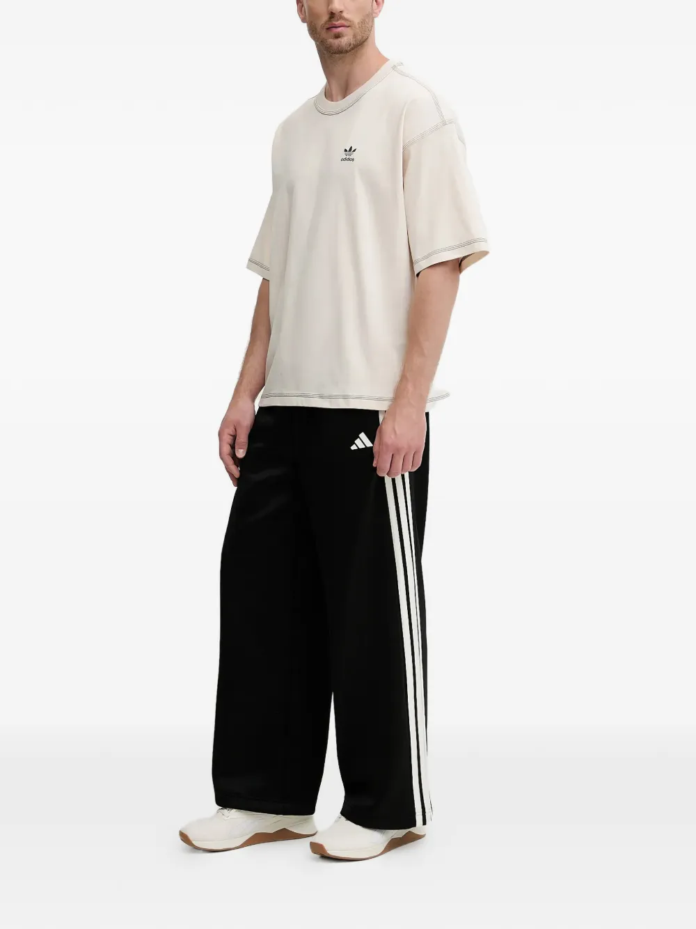 adidas Stadium side-stripe track pants Zwart