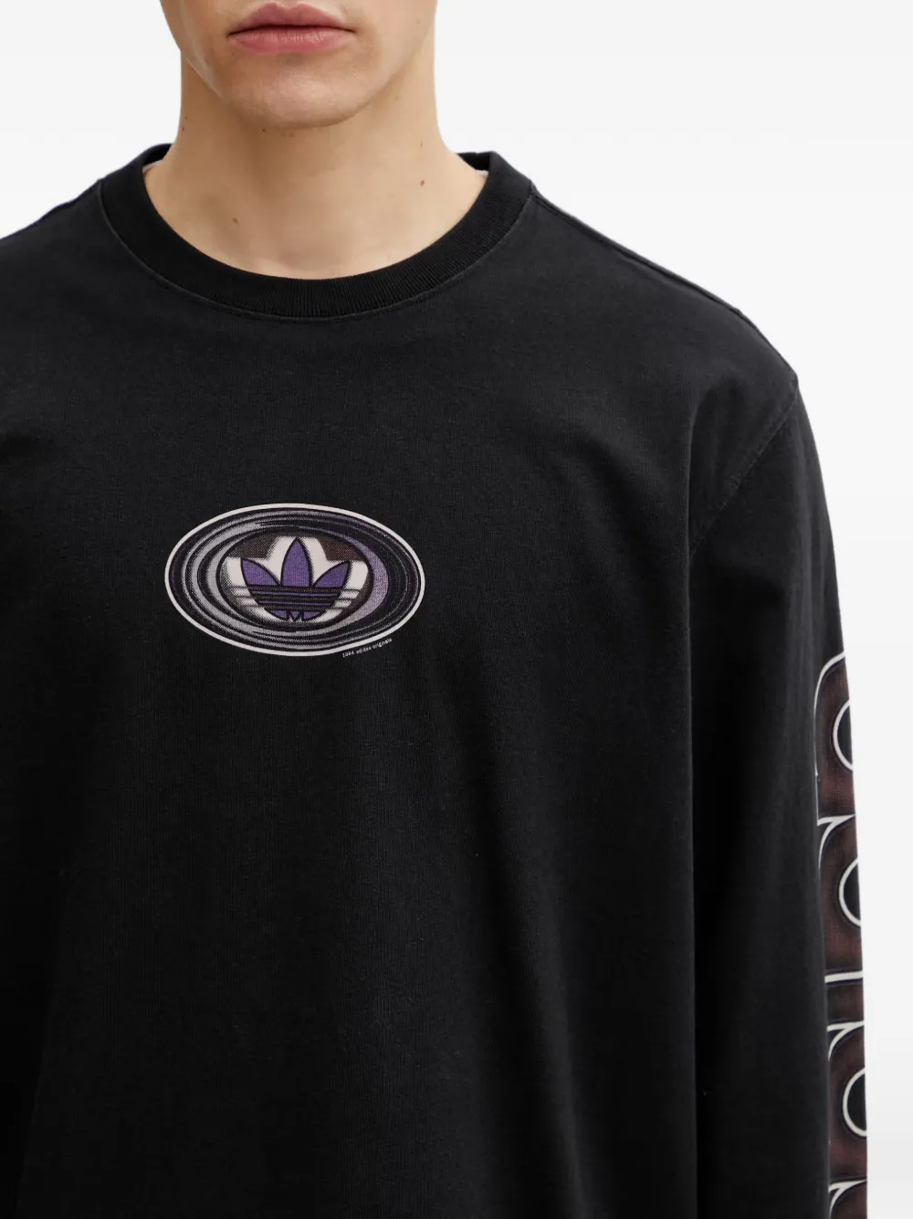 adidas 90s Alternative Sport Archive logo-print long-sleeve T-shirt Zwart