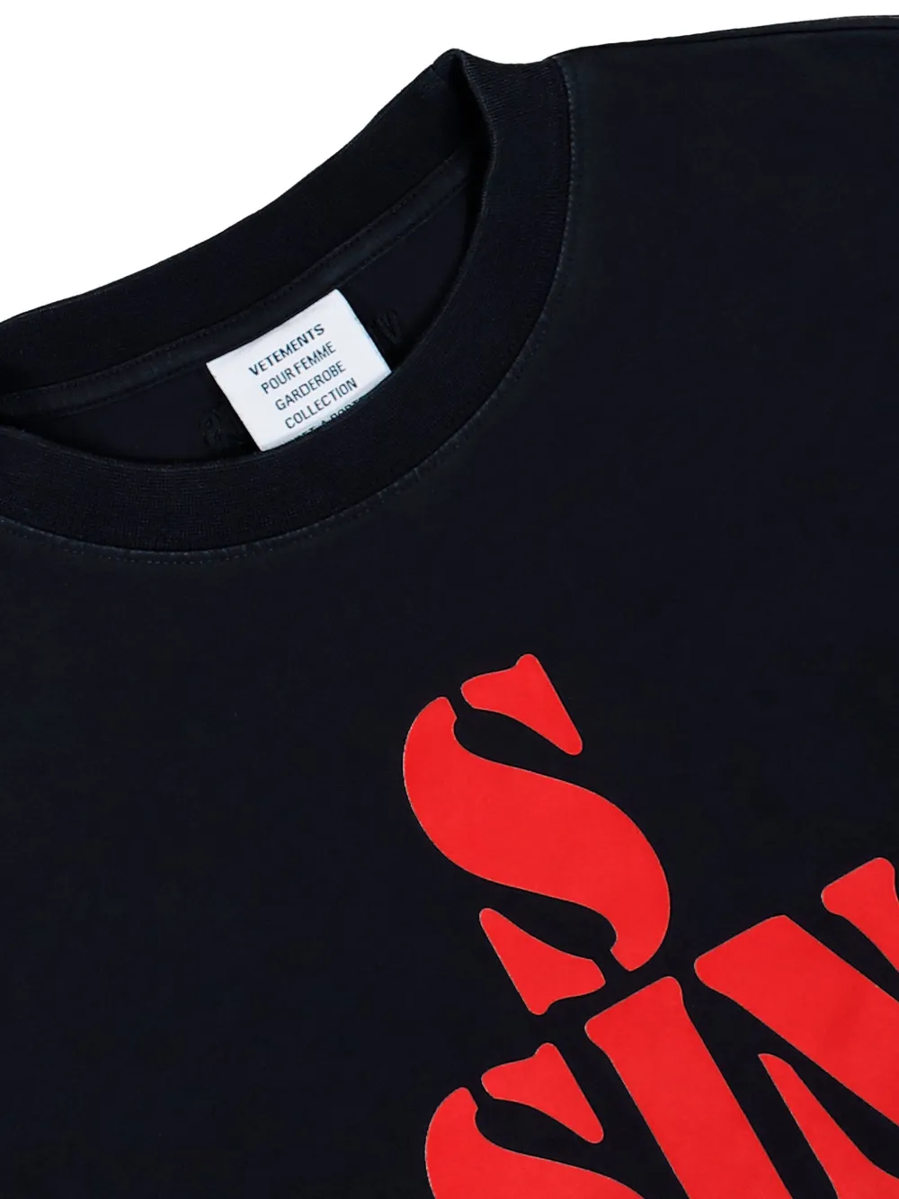 トップス VETEMENTS VETEMENTS Cropped T-shirt | Black | FARFETCH