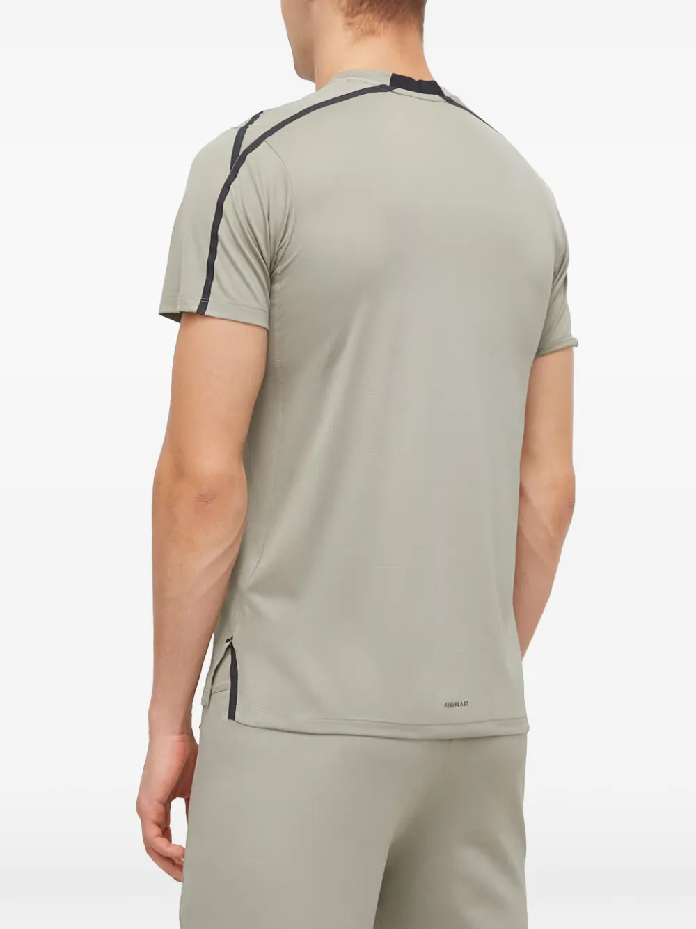 adidas T-shirt met drie strepen Grijs