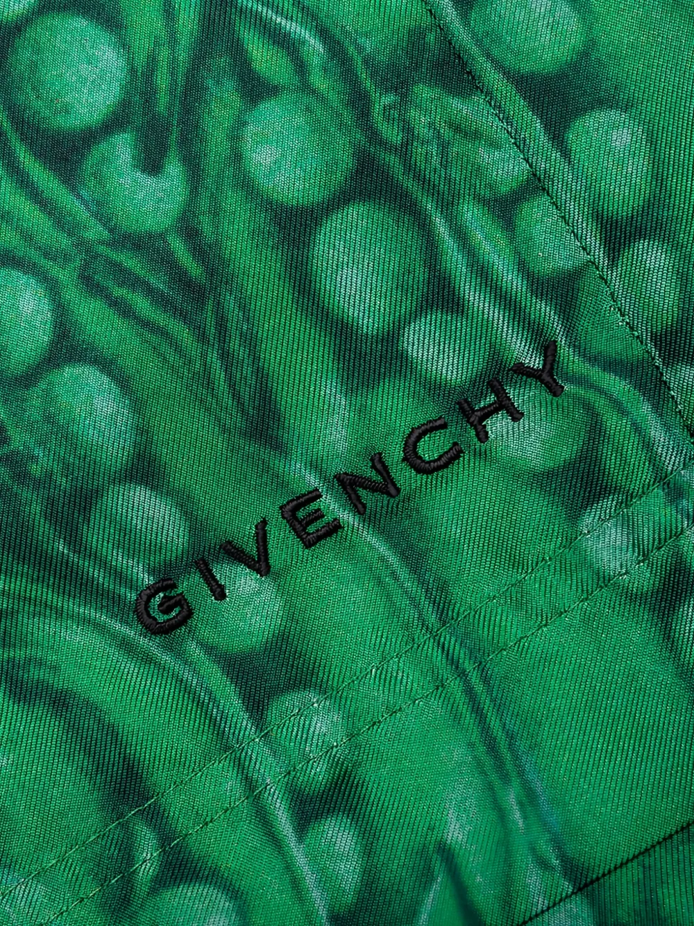  Givenchy Logo-embroidered Shorts - Green 