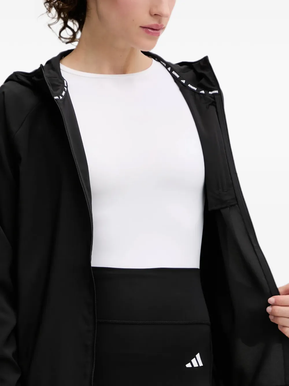 adidas logo-print hooded jacket Zwart