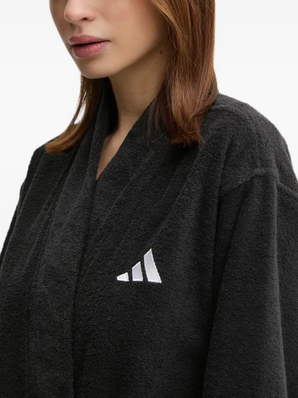 adidas logo-embroidered belted bathrobe Zwart