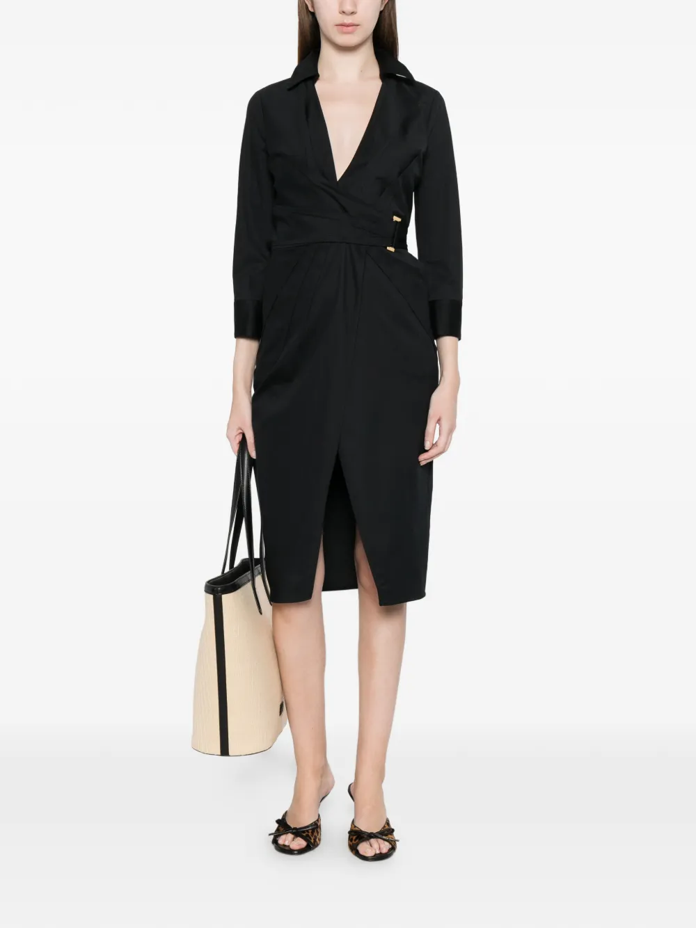 Elisabetta Franchi Jurk met overlappende gesp Zwart