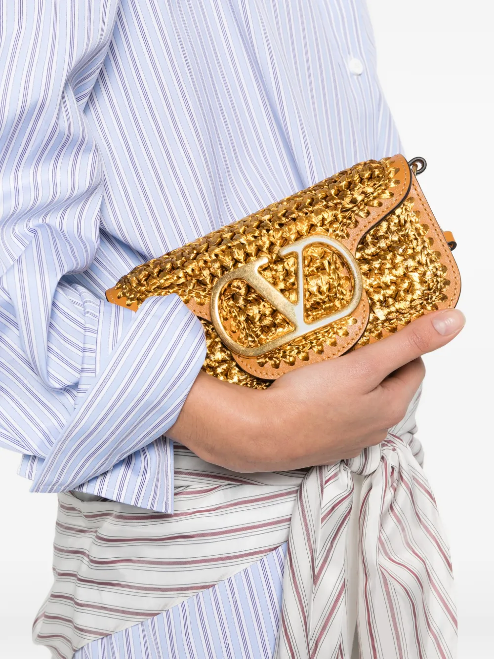  Valentino Garavani Vlogo-appliqué Mini Bag - Gold 