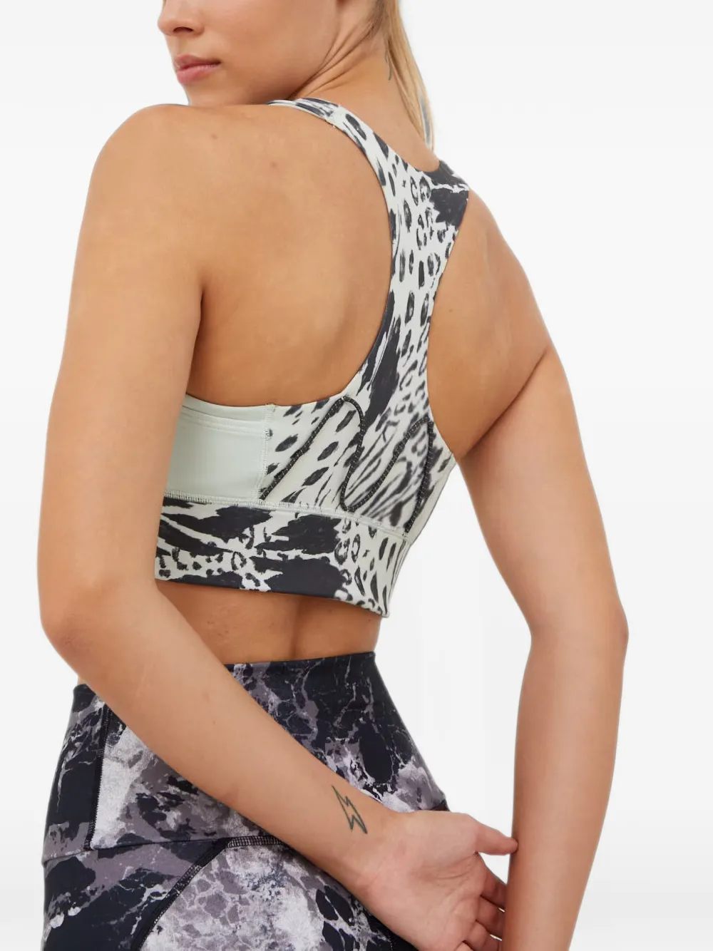 adidas Sport-bh met dieren-print Groen