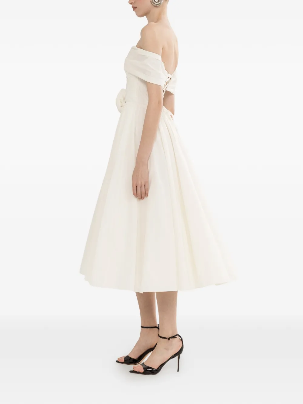NISSA Off-shoulder jurk met bloemen Wit