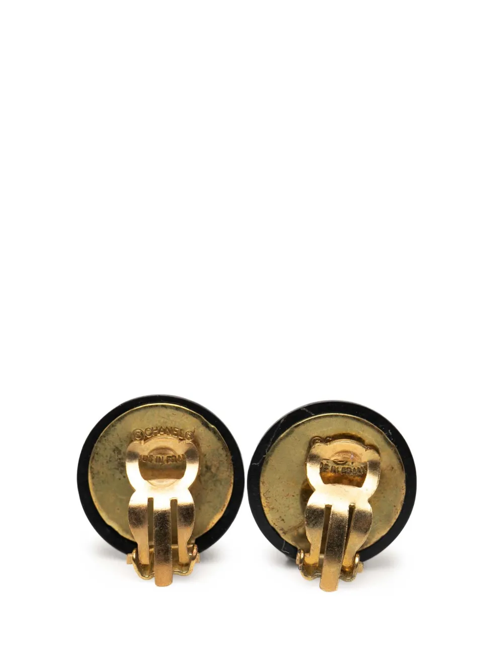  Chanel Pre-owned 1994 Cc Resin And Gold Plated Quilted Button Clip On Earrings Costume Earrings - Black 