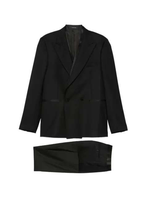 Tagliatore traje con doble botonadura