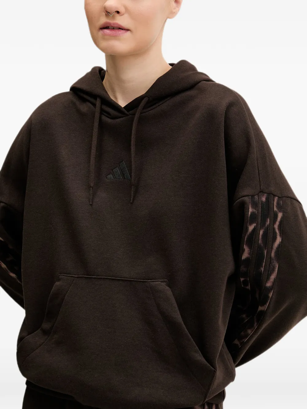 adidas Hoodie met luipaardprint Bruin