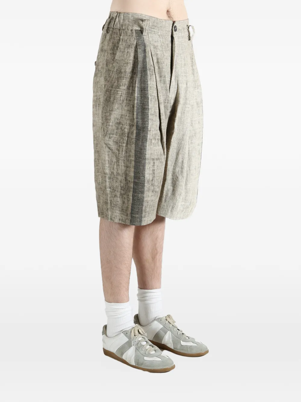  Ziggy Chen Pleated Shorts - Neutrals 