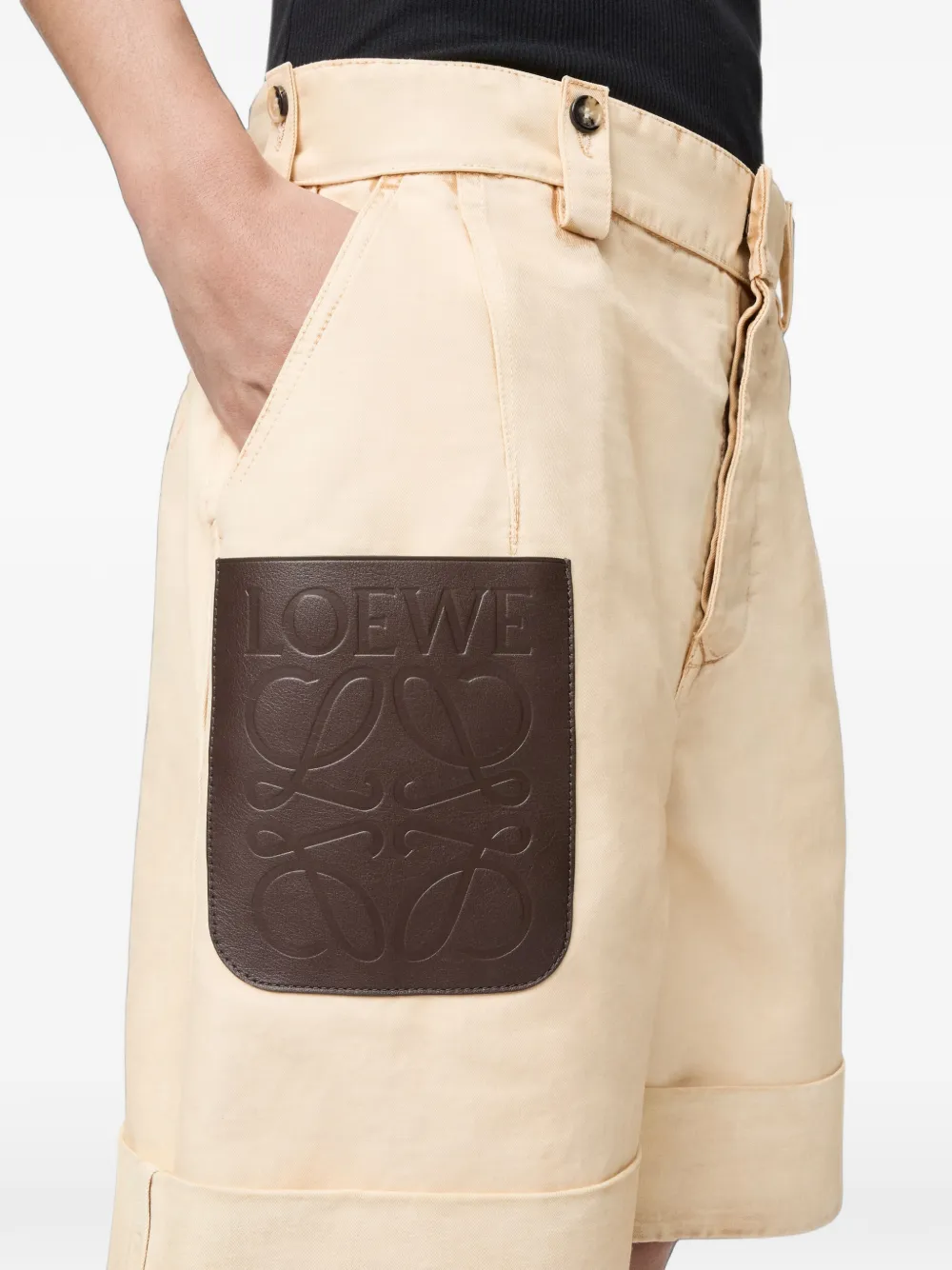 LOEWE Shorts met logo Beige