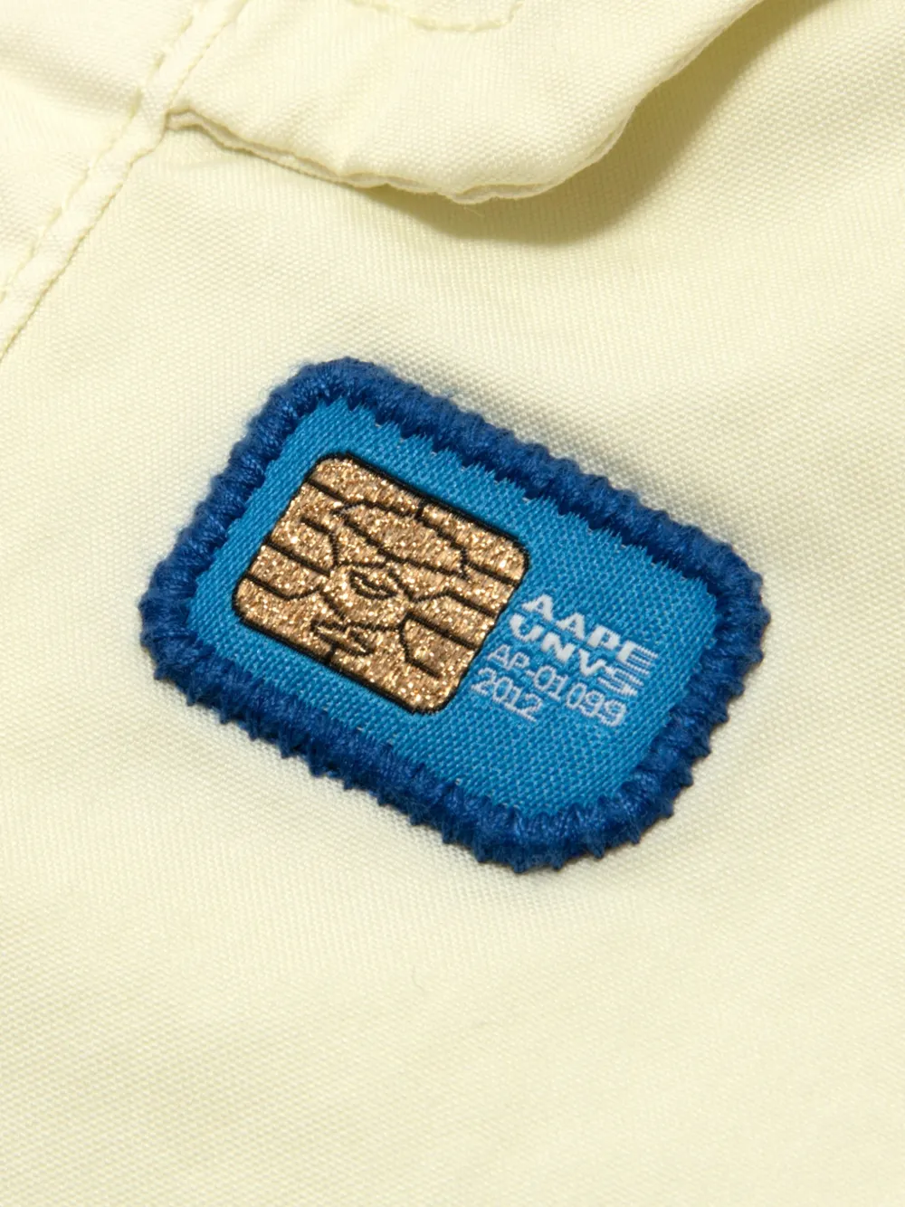 AAPE BY *A BATHING APE Shorts met logo-applicatie Beige