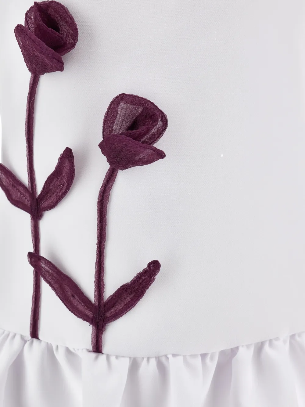 Monnalisa Jurk met bloemenpatch Wit