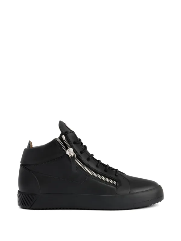 GIUSEPPE ZANOTTI ジュゼッペ ザノッティ Kriss レザー サイドジップ ハイカット スニーカー シューズ ブラック Giuseppe Zanotti Kriss サイドジップ スニーカー | ブラック
