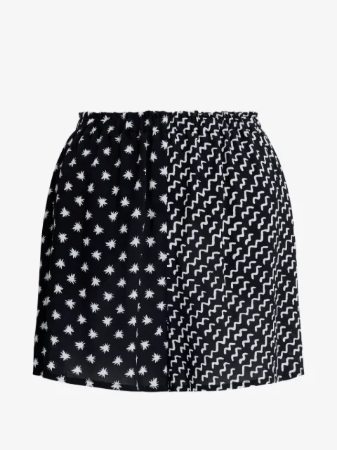 Donde Esteban stars waves print shorts