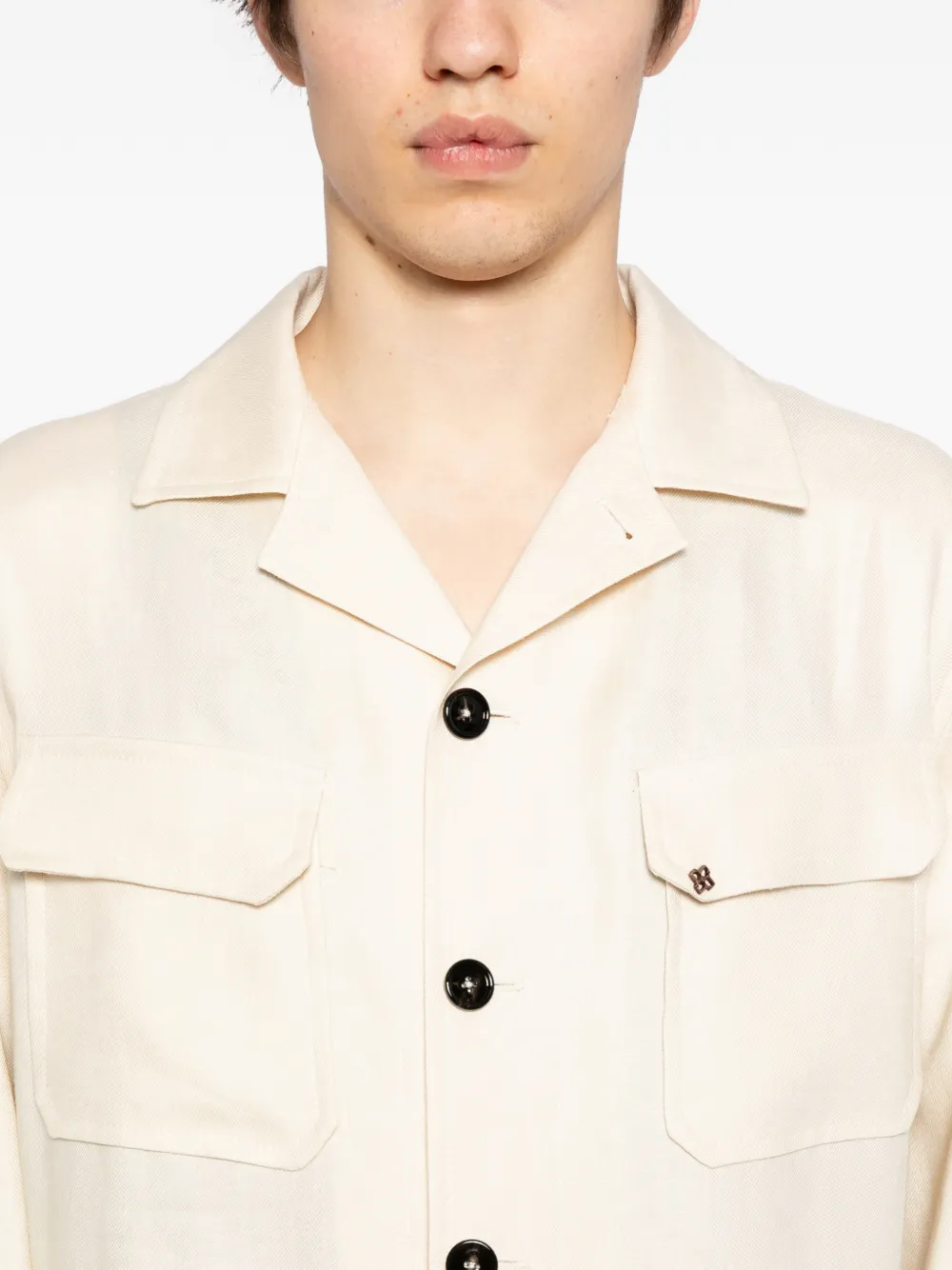 Tagliatore Jack met borstzakken met klep Beige