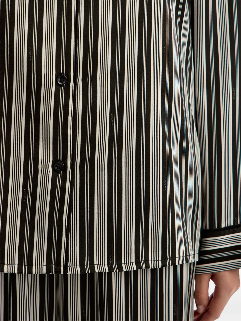 12 STOREEZ Gestreepte pyjamaset Zwart