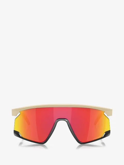 Oakley Óculos de sol geométrico BXTR