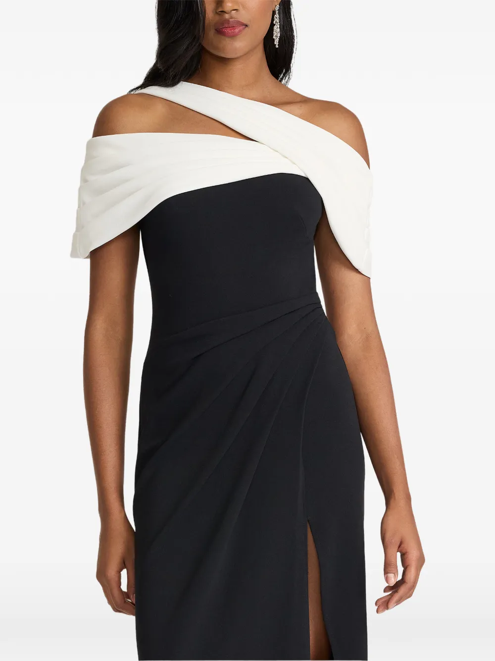 Tadashi Shoji Geplooide maxi-jurk met split Zwart
