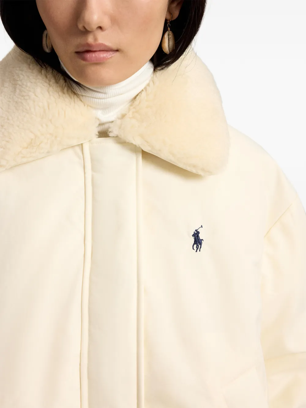 Polo Ralph Lauren Donsjack met hoge kraag Beige