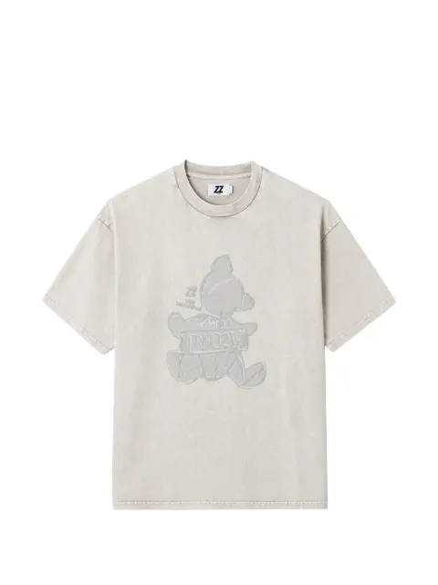izzue embossed-graphic T-shirt