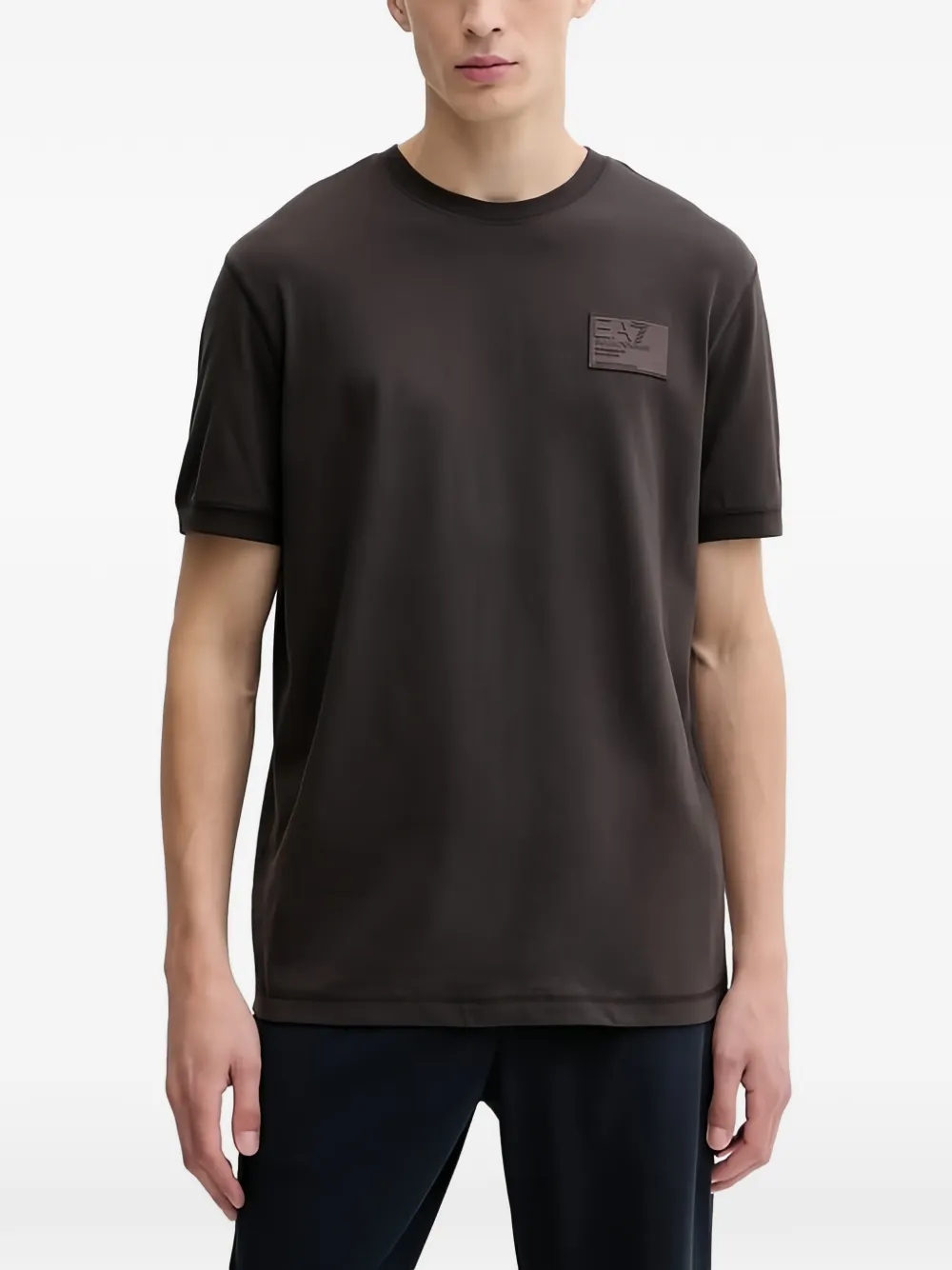 Ea7 Emporio Armani logo-patch T-shirt - Marrone