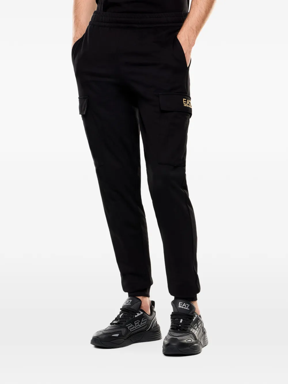 Ea7 Emporio Armani Broek met cargo zak Zwart