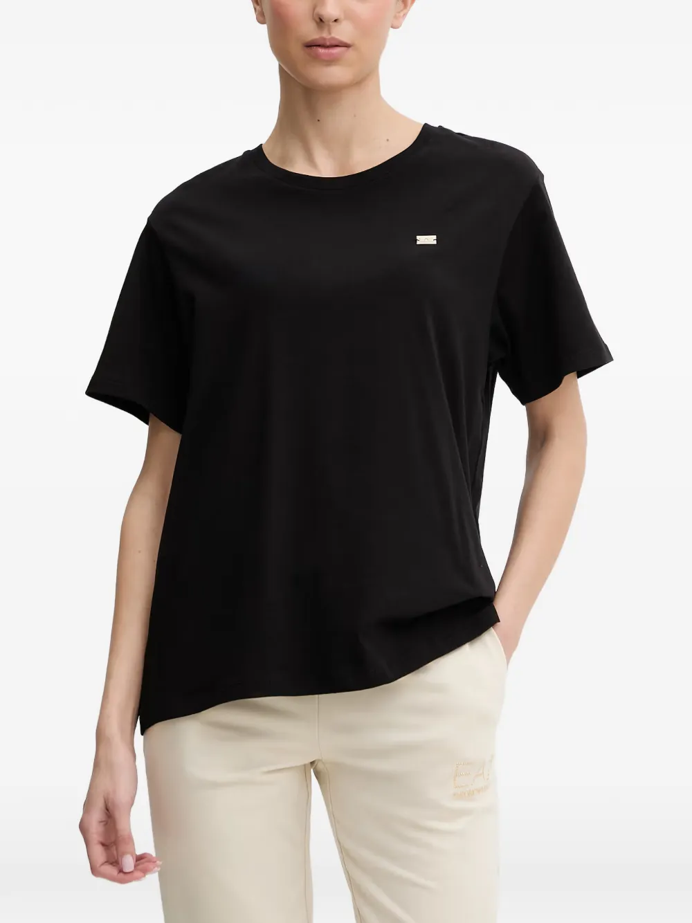 Ea7 Logo-plaque T-shirt In Black