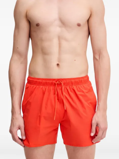 Armani Exchange shorts de playa con parche del logo