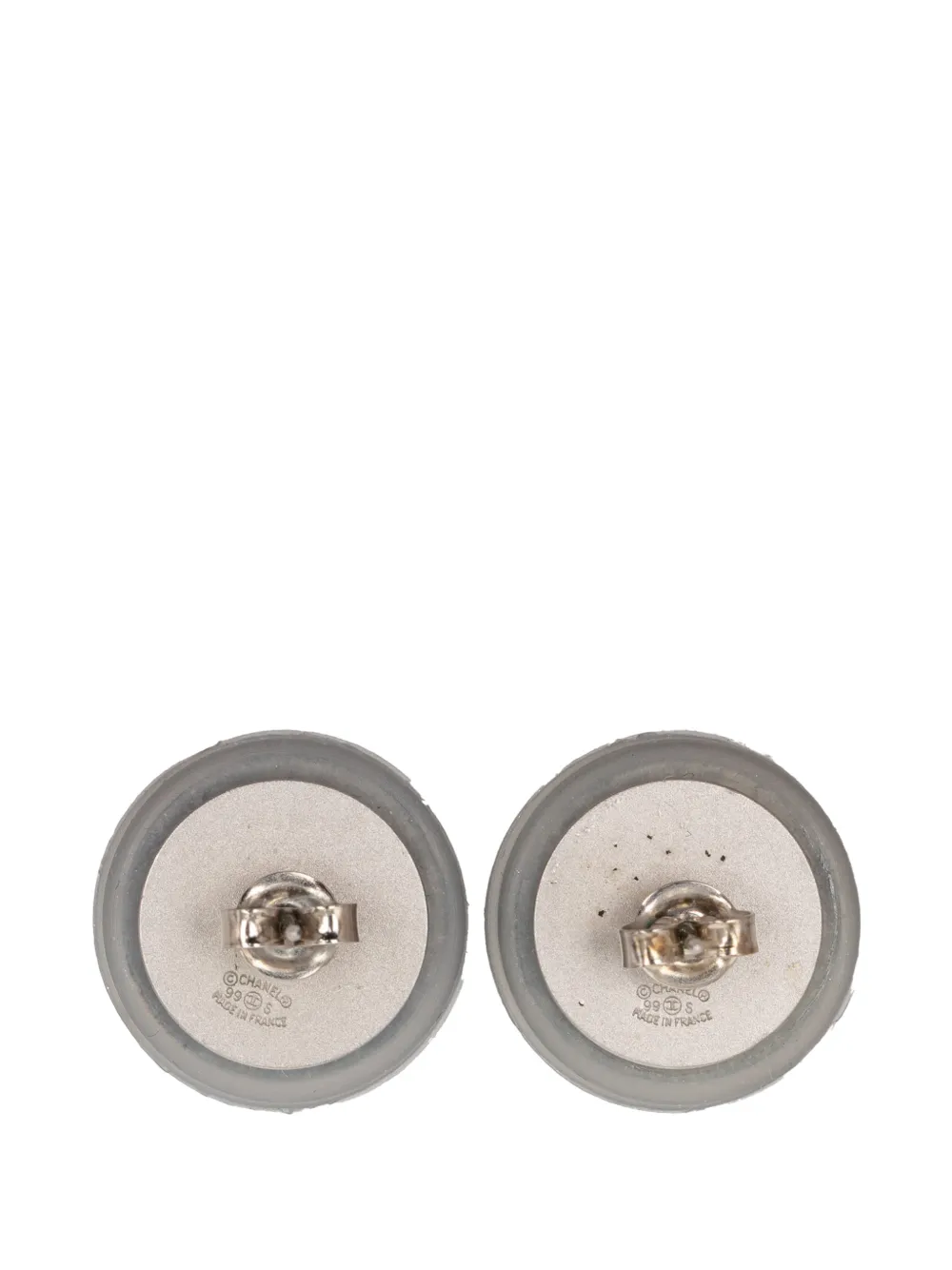  Chanel Pre-owned 1999 Cc Quilted Rubber Silver Plated Button Push Back Earrings Costume Earrings - Grey 